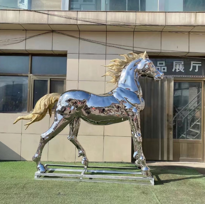 不锈钢动物雕塑